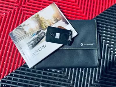 Vendo Renault Clio 2017 - 13990 EUR, 104061 km - AUTO.MOTO.pt