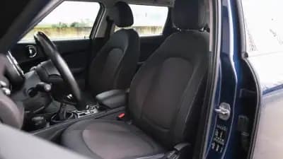 Sell MINI Clubman 2019 - 14800 EUR, 267000 km - AUTO.MOTO.pt