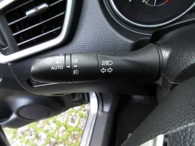 Vendo Nissan Qashqai 2015 - 13490 EUR, 216000 km - AUTO.MOTO.pt