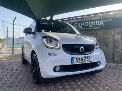 Sell Smart Fortwo Cabrio 2019 - 17900 EUR, 40794 km - AUTO.MOTO.pt