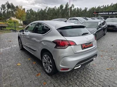 Sell Citroën DS4 2011 - 11900 EUR, 230000 km - AUTO.MOTO.pt