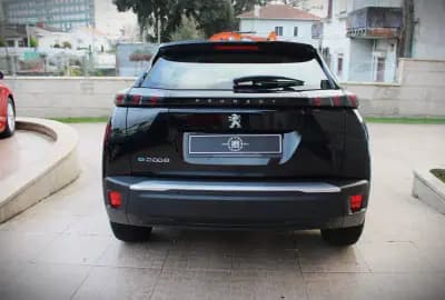 Vendo Peugeot e-2008 2020 - 19450 EUR, 41900 km - AUTO.MOTO.pt