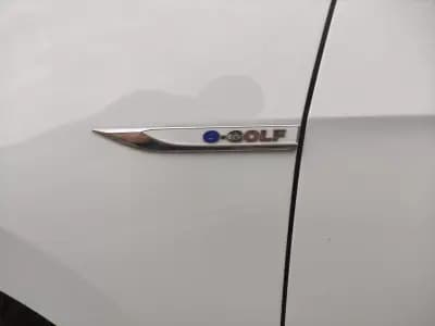 Sell Volkswagen e-Golf 2019 - 15900 EUR, 81000 km - AUTO.MOTO.pt