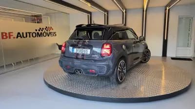Vendo MINI 2019 - 24900 EUR, 114062 km - AUTO.MOTO.pt