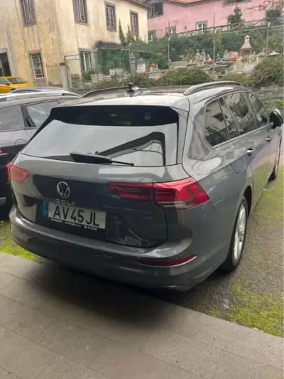 Vendo Volkswagen Golf Variant 2021 - 21750 EUR, 75000 km - AUTO.MOTO.pt