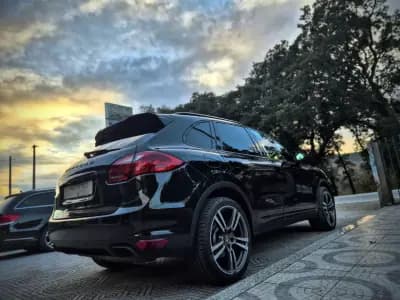 Sell Porsche Cayenne 2012 - 34500 EUR, 179000 km - AUTO.MOTO.pt