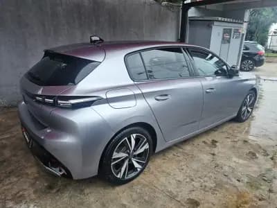 Vendo Peugeot 308 2022 - 16999 EUR, 75000 km - AUTO.MOTO.pt