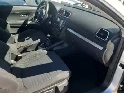 Vendo Volkswagen Scirocco 2012 - 9500 EUR, 212500 km - AUTO.MOTO.pt