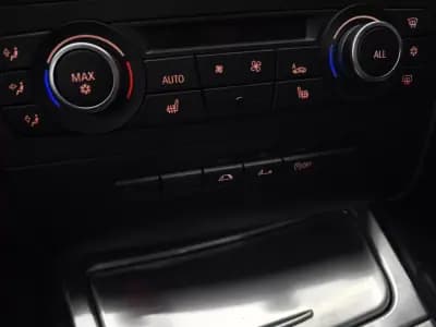 Vendo BMW 118 2012 - 13950 EUR, 239213 km - AUTO.MOTO.pt