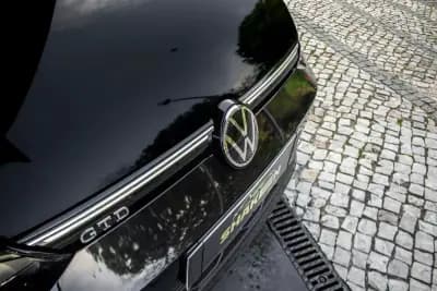 Vendo Volkswagen Golf 2022 - 34990 EUR, 72017 km - AUTO.MOTO.pt