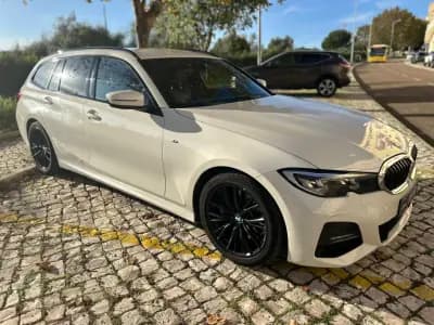 Vendo BMW 330 2019 - 30000 EUR, 210000 km - AUTO.MOTO.pt