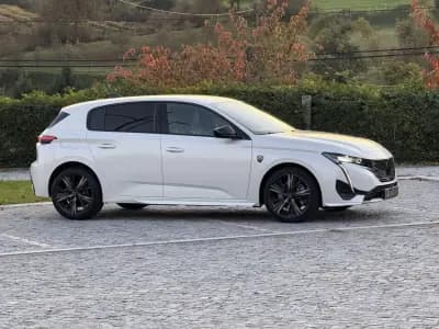 Vendo Peugeot 308 2021 - 25000 EUR, 58000 km - AUTO.MOTO.pt