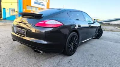Vendo Porsche Panamera 2011 - 29900 EUR, 190000 km - AUTO.MOTO.pt