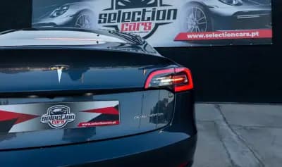 Sell Tesla Model 3 2019 - 23900 EUR, 140000 km - AUTO.MOTO.pt