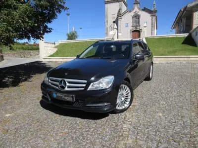 Vendo Mercedes-Benz C 180 2012 - 13490 EUR, 240000 km - AUTO.MOTO.pt