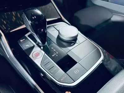 Vendo BMW 318 2021 - 34990 EUR, 23310 km - AUTO.MOTO.pt