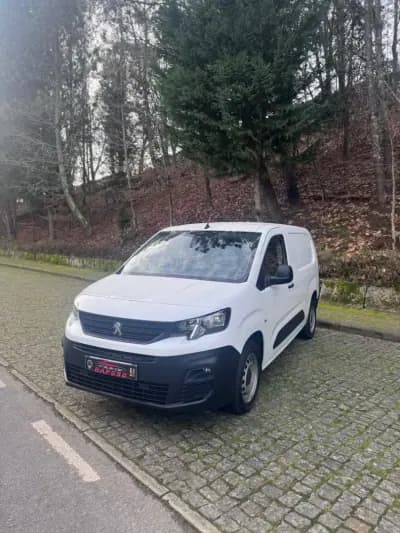 Sell Peugeot Partner 2020 - 15750 EUR, 134587 km - AUTO.MOTO.pt
