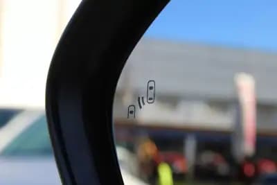 Sell Toyota Yaris 2021 - 19400 EUR, 90004 km - AUTO.MOTO.pt