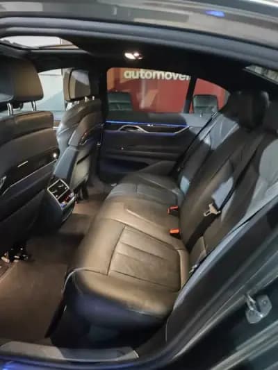 Vendo BMW 740 2018 - 30750 EUR, 246000 km - AUTO.MOTO.pt