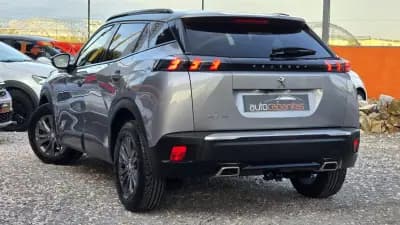 Vendo Peugeot 2008 2021 - 16250 EUR, 42900 km - AUTO.MOTO.pt