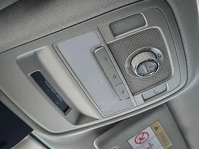 Sell MG ZS 2020 - 19250 EUR, 15000 km - AUTO.MOTO.pt