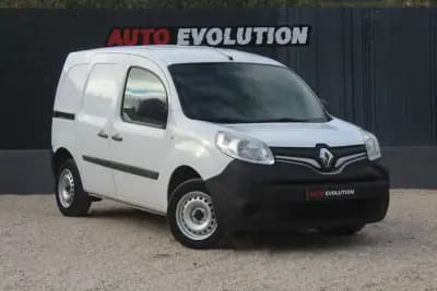 Vendo Renault Kangoo 2019 - 8456 EUR, 175000 km - AUTO.MOTO.pt
