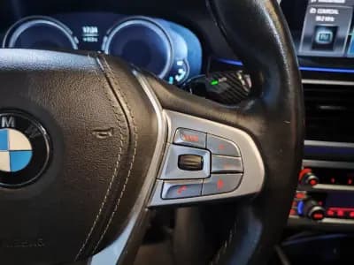 Vendo BMW 740 2018 - 30750 EUR, 246000 km - AUTO.MOTO.pt