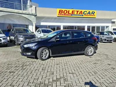 Sell Ford Focus 2018 - 9850 EUR, 109500 km - AUTO.MOTO.pt