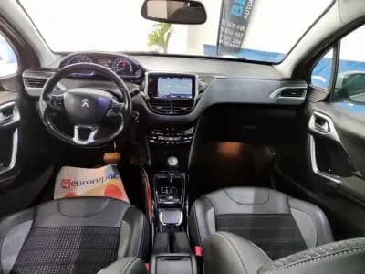Sell Peugeot 2008 2018 - 13250 EUR, 37000 km - AUTO.MOTO.pt