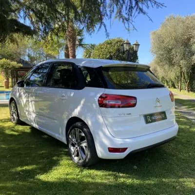 Vendo Citroën C4 Picasso 2016 - 13990 EUR, 168400 km - AUTO.MOTO.pt