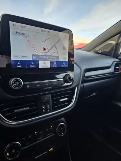 Vendo Ford Puma 2023 - 21900 EUR, 60200 km - AUTO.MOTO.pt