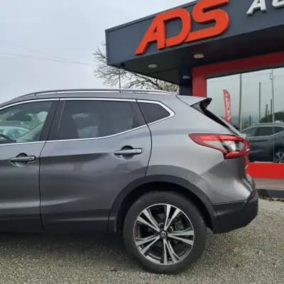 Sell Nissan Qashqai 2018 - 17650 EUR, 57000 km - AUTO.MOTO.pt
