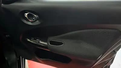 Vendo Nissan Juke 2017 - 12290 EUR, 125919 km - AUTO.MOTO.pt