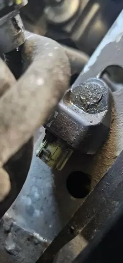 Vendo Toyota Hilux 2020 - 29990 EUR, 38000 km - AUTO.MOTO.pt