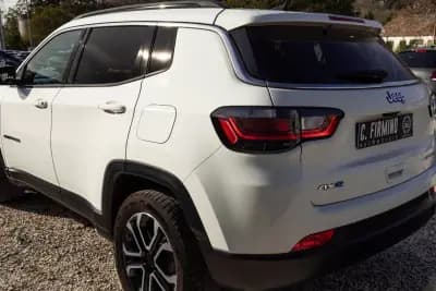 Sell Jeep Compass 2022 - 24250 EUR, 92000 km - AUTO.MOTO.pt