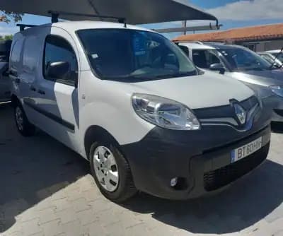 Vendo Renault Kangoo 2018 - 10900 EUR, 173000 km - AUTO.MOTO.pt
