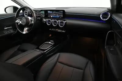 Sell Mercedes-Benz A 200 2023 - 29900 EUR, 59000 km - AUTO.MOTO.pt