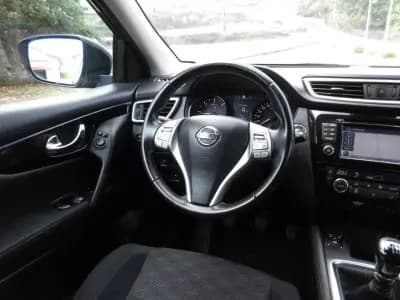 Vendo Nissan Qashqai 2015 - 13490 EUR, 216000 km - AUTO.MOTO.pt