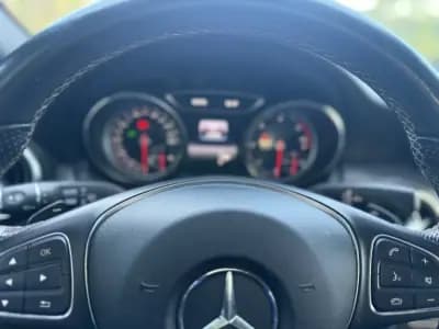 Vendo Mercedes-Benz A 180 2016 - 17999 EUR, 110000 km - AUTO.MOTO.pt