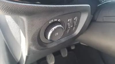 Vendo Opel Corsa 2020 - 12950 EUR, 65709 km - AUTO.MOTO.pt