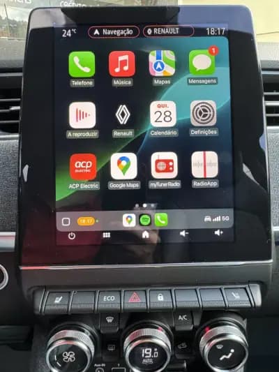 Sell Renault Zoe 2020 - 25500 EUR, 30800 km - AUTO.MOTO.pt