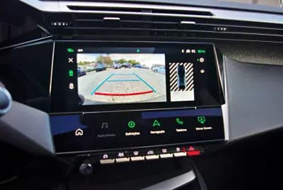 Vendo Peugeot 408 2024 - 24600 EUR, 30776 km - AUTO.MOTO.pt