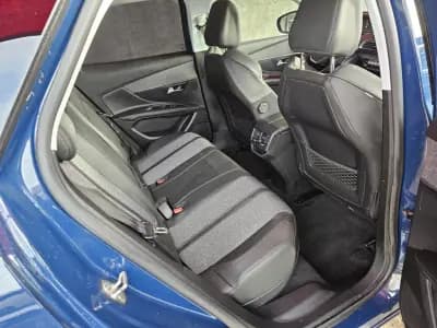 Vendo Peugeot 3008 2020 - 18999 EUR, 72900 km - AUTO.MOTO.pt