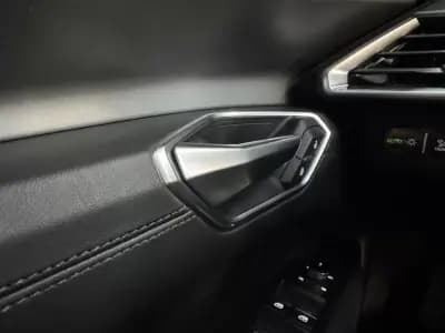 Vendo Audi e-tron GT 2023 - 62500 EUR, 53927 km - AUTO.MOTO.pt