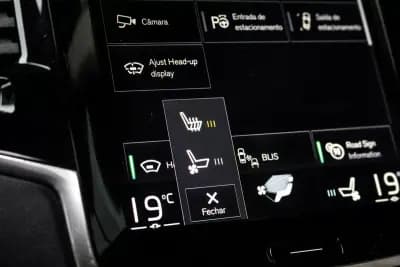 Sell Volvo XC 90 2016 - 24990 EUR, 206775 km - AUTO.MOTO.pt