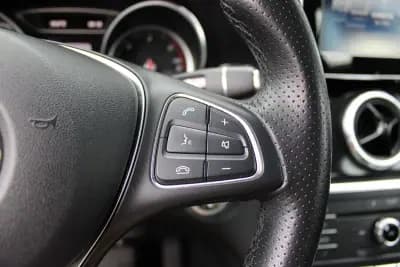 Sell Mercedes-Benz CLA 180 2016 - 15990 EUR, 215975 km - AUTO.MOTO.pt