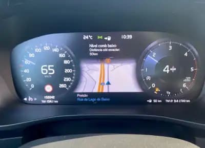 Sell Volvo XC 40 2021 - 23500 EUR, 152242 km - AUTO.MOTO.pt