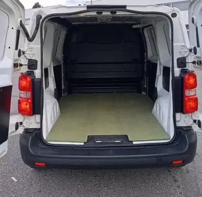 Vendo Peugeot Expert 2019 - 13990 EUR, 154840 km - AUTO.MOTO.pt