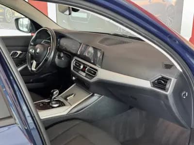 Vendo BMW 318 2022 - 31990 EUR, 121526 km - AUTO.MOTO.pt