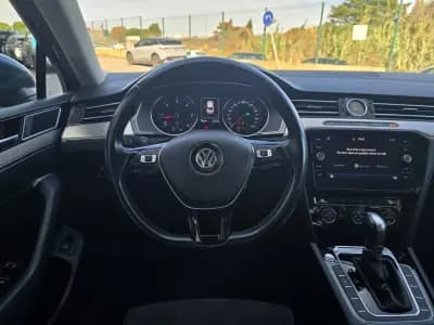 Sell Volkswagen Passat 2018 - 16950 EUR, 97000 km - AUTO.MOTO.pt